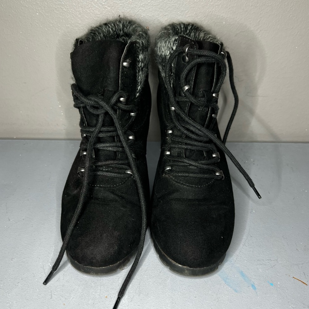 Booties - Picture 3 of 6